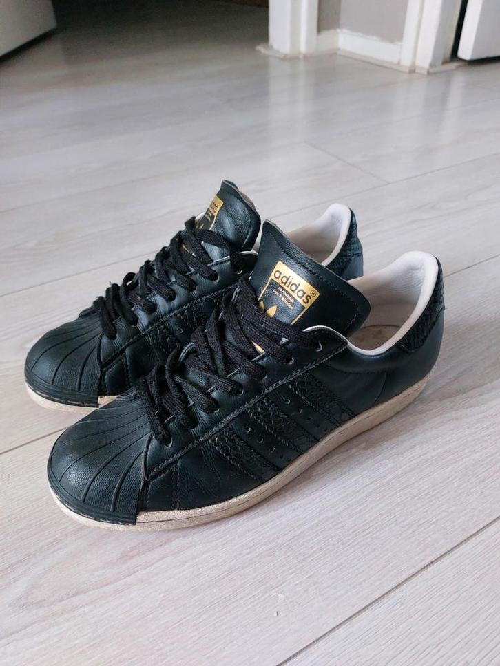 Adidas Mi crocodil striped superstar van 2000 rare maat 37, Kleding | Dames, Schoenen, Zo goed als nieuw, Sneakers of Gympen, Zwart