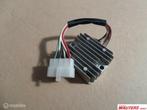 Spanningsregelaar XS400/700/750 YAMAHA, Motoren, Ophalen of Verzenden, Nieuw