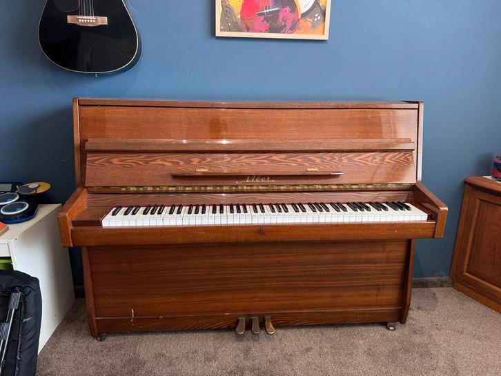 Gebruikte Piano - Gestemd!, Muziek en Instrumenten, Piano's, Gebruikt, Piano, Bruin, Ophalen