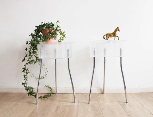 2 Hatten tafeltjes - Ehlén Johansson - Ikea. Retro design, Huis en Inrichting, Slaapkamer | Nachtkastjes, Zo goed als nieuw, 55 tot 70 cm