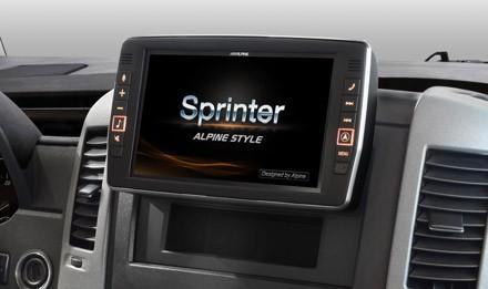 Alpine 9'' Navigatiesysteem pasvorm Mercedes Sprinter 906, Auto diversen, Autoradio's, Nieuw, Ophalen of Verzenden