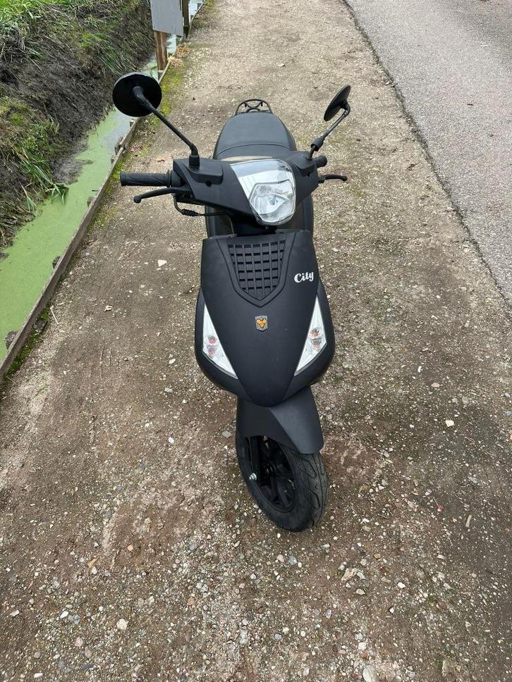 La souris city, Fietsen en Brommers, Snorfietsen en Snorscooters, Gebruikt, Overige merken, Benzine, Ophalen
