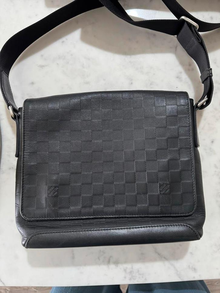 Heren Designer Kleding: LV, Philipp Plein, Saint Laurent, Kleding | Heren, T-shirts, Zo goed als nieuw, Overige maten, Zwart, Ophalen of Verzenden