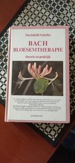 Bach Bloesemtherapie, theorie en praktijk., Boeken, Ophalen of Verzenden, Zo goed als nieuw, Mechthild Scheffer, Overige onderwerpen