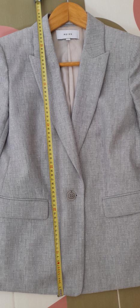 Reiss grijs colbert/ blazer/ jasje dames maat 38, Kleding | Dames, Jasjes, Kostuums en Pakken, Zo goed als nieuw, Jasje, Maat 38/40 (M)