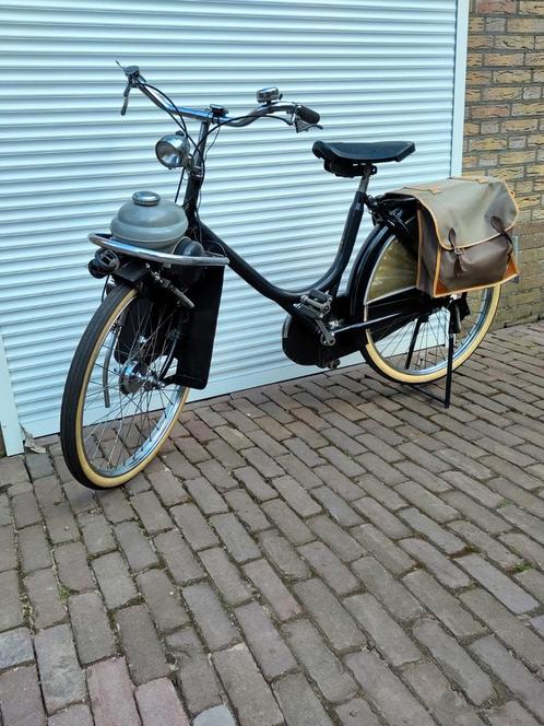 LOCOMOTIEF., Fietsen en Brommers, Brommers | Oldtimers, Overige merken, Ophalen of Verzenden