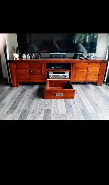 Tv meubel. beschikbaar voor biedingen