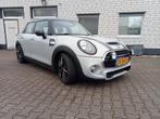 MINI COOPER JOHN COOPER WORKS AUTOMAAT VEEL OPTIES NU €11750, Auto's, Mini, 1998 cc, Stof, Euro 6, Bedrijf
