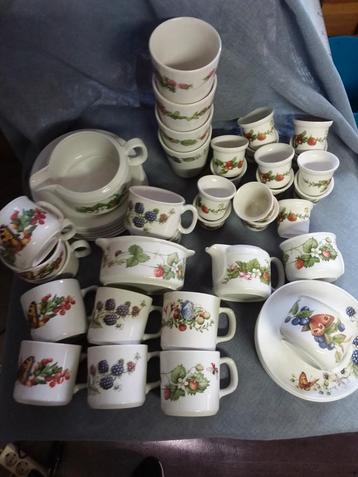 Marjolein Bastin servies. beschikbaar voor biedingen