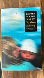 Simone van der Vlugt - Op klaarlichte dag, Gelezen, Ophalen of Verzenden, Simone van der Vlugt