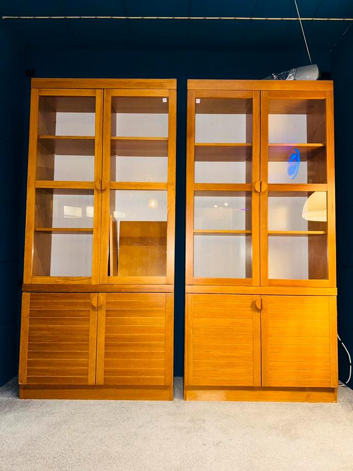 Twee vintage Ikea kasten vitrinekasten, Verzamelen, Retro, Huis en Inrichting, Ophalen