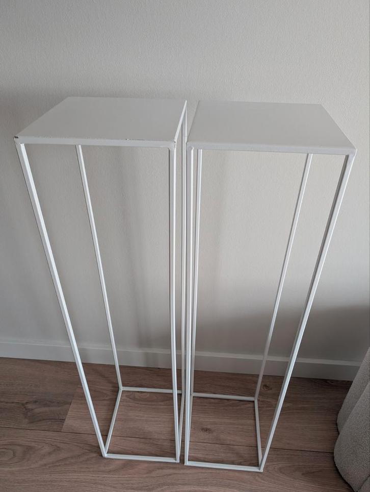 2 witte sokkels/planten standaard 100cm, Huis en Inrichting, Woonaccessoires | Zuilen en Pilaren, Zo goed als nieuw, Ophalen