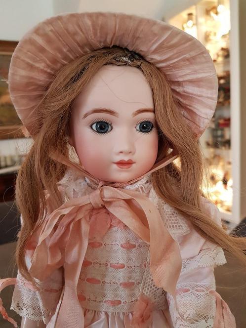 repro AT Kestner doll 50 cm 1990, Antiek en Kunst, Antiek | Speelgoed, Verzenden