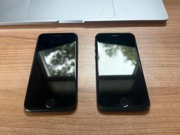2x iPhone 8 - 64GB - Zwart beschikbaar voor biedingen