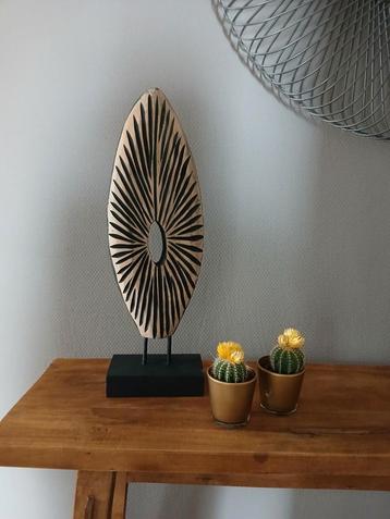 MOOI HOUTEN ORNAMENT beschikbaar voor biedingen