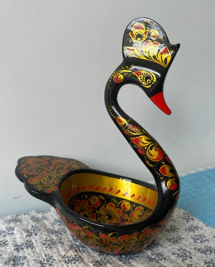Russisch Chochloma Khokhloma Zwaan gelakt schaaltje kom, Antiek en Kunst, Curiosa en Brocante, Ophalen of Verzenden