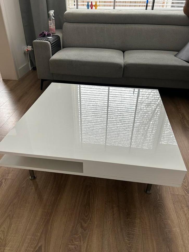 Witte salontafel, Huis en Inrichting, Tafels | Salontafels, Zo goed als nieuw, Minder dan 50 cm, 50 tot 100 cm, Vierkant, Ophalen