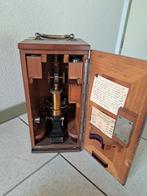 Antieke microscoop met originele houten opberg kistje, Audio, Tv en Foto, Optische apparatuur | Microscopen, Ophalen, Minder dan 400x