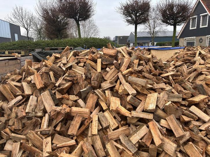 Ongedroogd Essen haardhout, Tuin en Terras, Haardhout, Blokken, Essenhout, 6 m³ of meer, Ophalen