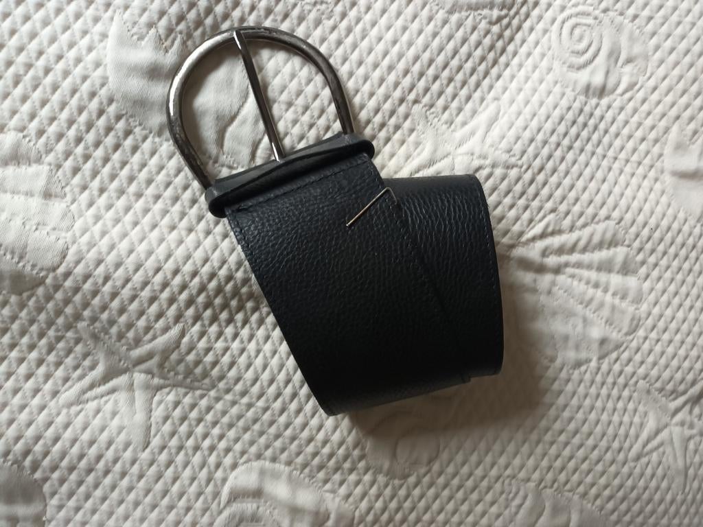 Zwarte lederen riem, Ophalen of Verzenden, Zo goed als nieuw, Zwart, 95 tot 105 cm