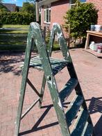 Oude brocante schilderstrapje, Doe-het-zelf en Verbouw, Ladders en Trappen, Ophalen, Zo goed als nieuw, Minder dan 2 meter