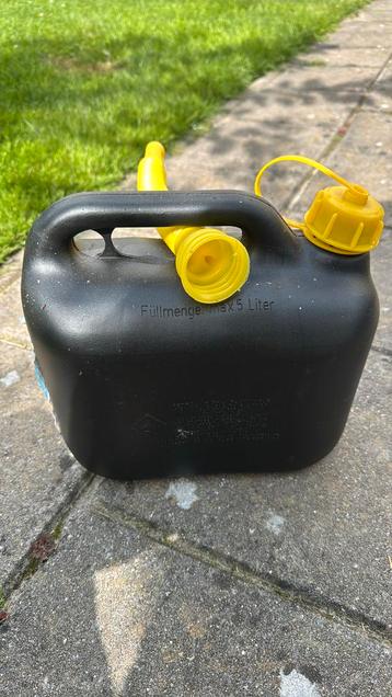Jerrycan 5l beschikbaar voor biedingen