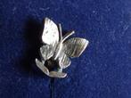 Pins pin met Vlinder Zilver kleurig in doosje nieuw, Ophalen of Verzenden, Nieuw, Dier of Natuur, Speldje of Pin