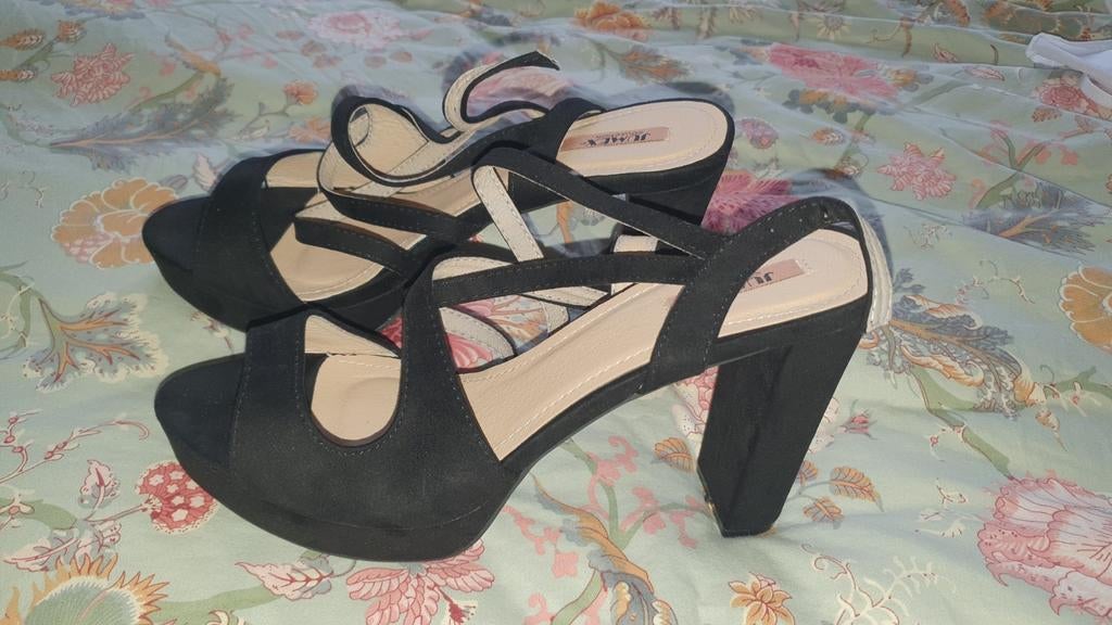 Nieuwe pumps 41 tm 44, Kleding | Dames, Schoenen, Ophalen, Nieuw, Overige typen