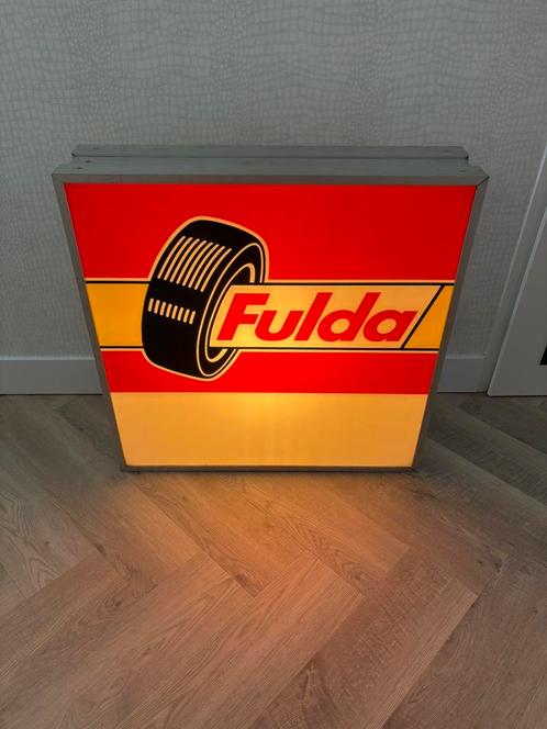 Fulda banden lichtbak / lichtreclame, Verzamelen, Merken en Reclamevoorwerpen, Zo goed als nieuw, Lichtbak of (neon) lamp, Verzenden