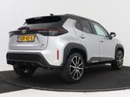 Toyota Yaris Cross 1.5 Hybrid 130 GR Sport (bj 2024), Auto's, 12 maanden, Leder en Stof, Bedrijf, Hybride Elektrisch/Benzine