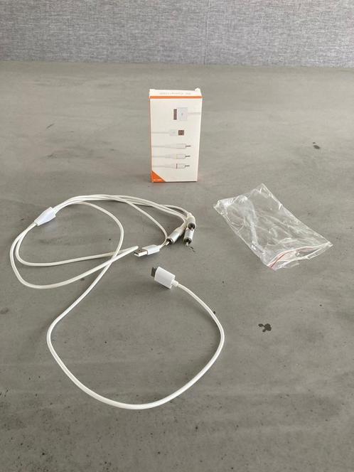 Apple AV kabel voor iPhone, iPad, iPod met USB-voeding, Audio, Tv en Foto, Mp3-spelers | Accessoires | Apple iPod, Gebruikt, Dock of Kabel