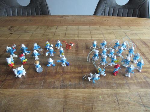 Lot 33 vintage Smurfen Smurf poppen poppetjes sleutelhanger, Verzamelen, Smurfen, Zo goed als nieuw, Poppetje, Figuurtje of Knuffel
