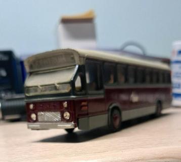 Lion toys standaard bus (met GVU logo's) beschikbaar voor biedingen