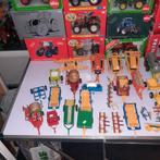 Te koop plm 60 miniaturen zonder doos suku britains ertl, Hobby en Vrije tijd, Modelauto's | 1:32, Ophalen of Verzenden, Zo goed als nieuw