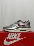 ALS NIEUW! Maat 44 - Nike Air Max 1 Hyperfuse Night Track, Kleding | Heren, Schoenen, Overige kleuren, Verzenden, Nike, Nike