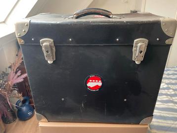 Theaterkoffer / Flightcase beschikbaar voor biedingen