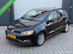 Volkswagen Polo 1.0 75Pk|Cruise| Apk| Airco|PDC| Stoelverwar, Gebruikt, Zwart, Bedrijf, Handgeschakeld