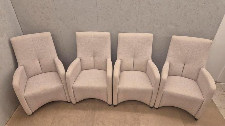 4 Leolux Kilenge fauteuil – hoog model – design, Huis en Inrichting, Stoelen, Gebruikt, Twee, Stof, Overige kleuren, Ophalen