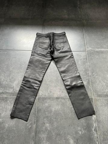 Motorbroek leer maat 50 / M beschikbaar voor biedingen