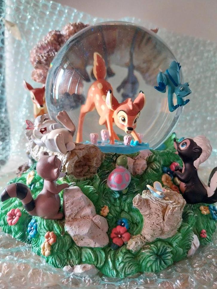 Disney Bambi Globe - Zeldzaam Verzamelobject!, Huis en Inrichting, Woonaccessoires | Overige, Ophalen of Verzenden