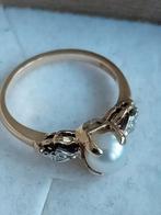 Vintage gouden ring met parel en 2 diamanten, Sieraden, Tassen en Uiterlijk, Antieke sieraden, Ophalen of Verzenden, Goud, Ring