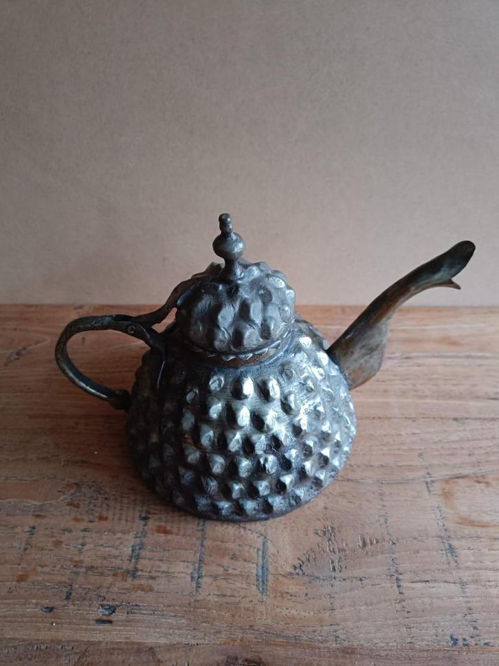 Antieke Turkse theepot, Antiek en Kunst, Antiek | Servies los, Ophalen of Verzenden