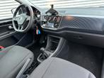 Volkswagen Up! 1.0, Auto's, 65 pk, Gebruikt, Met garantie (alle), 4 stoelen