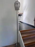 Stijlvolle metalen staande lamp, Huis en Inrichting, Lampen | Vloerlampen, Ophalen, Zo goed als nieuw, Metaal, 150 tot 200 cm