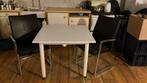 Kantine tafel bureau en 2 stoelen, Huis en Inrichting, Tafels | Eettafels, Ophalen, Gebruikt, Metaal, 100 tot 150 cm