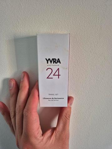 Yvra 24 - 2x8ml met reishouder - Nieuw! beschikbaar voor biedingen