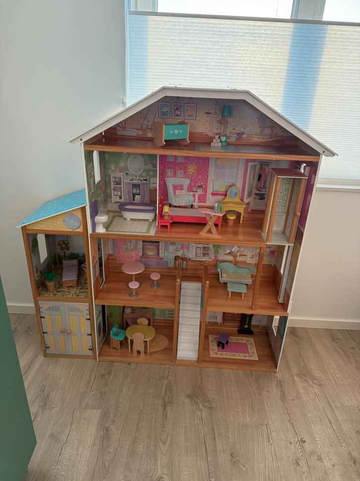 Kidkraft groot barbiehuis + meubels, Kinderen en Baby's, Speelgoed | Poppenhuizen, Gebruikt, Poppenhuis, Ophalen