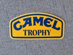 Sticker Camel Trophy / geel met blauwe letters, Verzamelen, Ophalen of Verzenden, Merk, Zo goed als nieuw