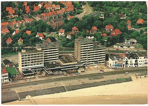990007	Vlissingen	Hotel Britannia	_Gelopen met mooie zegel	V, Verzamelen, Ansichtkaarten | Nederland, Gelopen, Zeeland, Ophalen of Verzenden