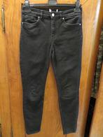 Dames jeans maat 40 zwart zara z.g.a.n., Kleding | Dames, Spijkerbroeken en Jeans, Ophalen of Verzenden, Zo goed als nieuw, W30 - W32 (confectie 38/40)
